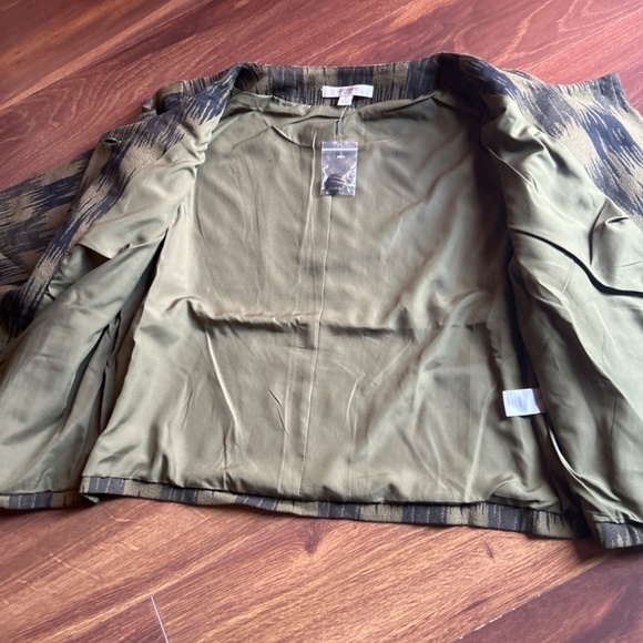 LIZ CLAIBORNE Blazer Size Medium - Picture 8 of 8